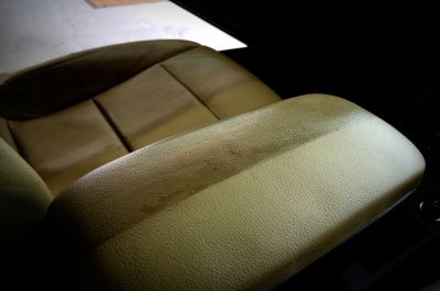 Pressing siège cuir