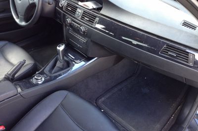 Clean Premium BMW 320d