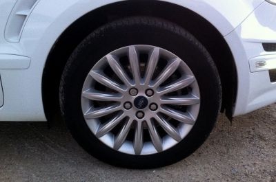 Clean Premium Ford S-Max